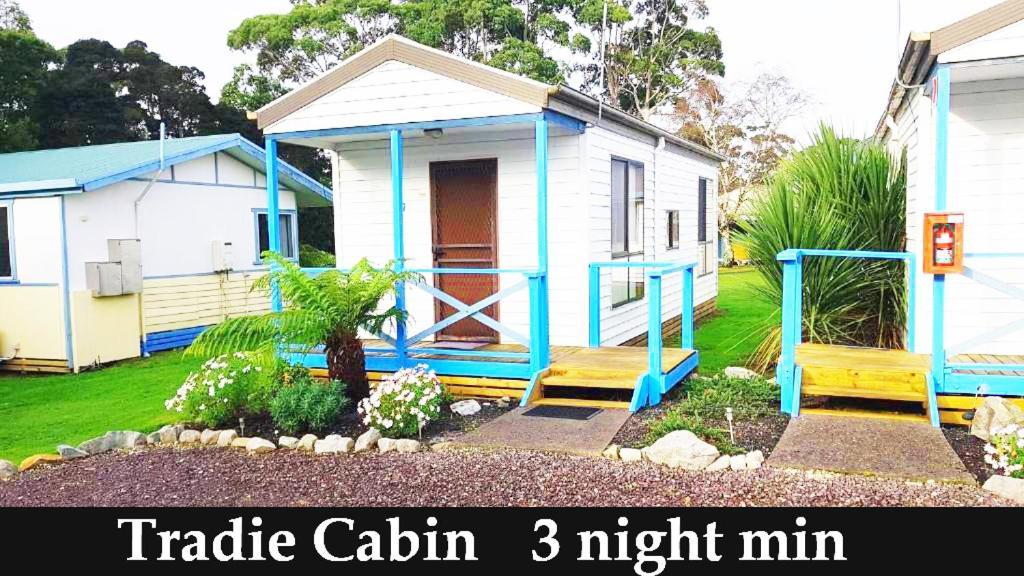 Strahan Retreat Holiday Park Екстер'єр фото